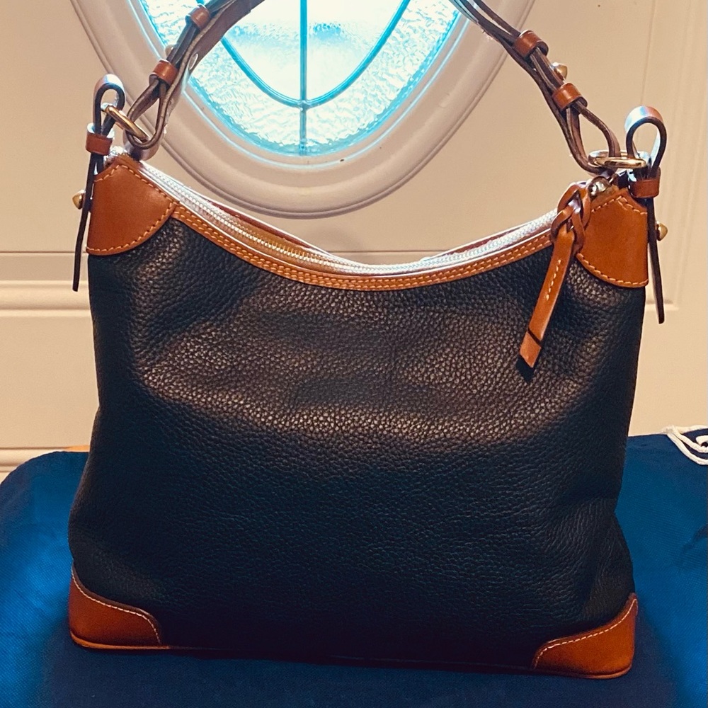 EUC Black Dooney and Bourke Hobo Bag - Picture 2 of 10